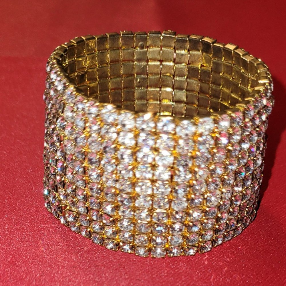 Gold and Diamond Stretch Bracelet
